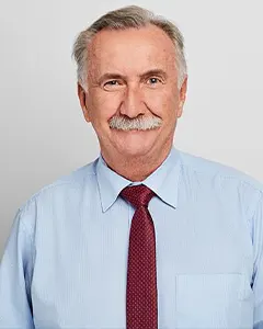 dr Bogdan Czarnecki - specjalista położnictwa i ginekologii