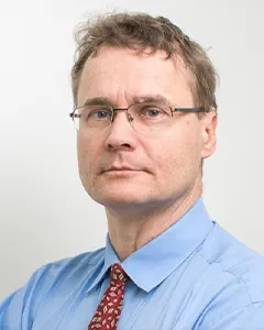 dr Jarosław Jędrychowski - specjalista chirurgii onkologicznej i ogólnej